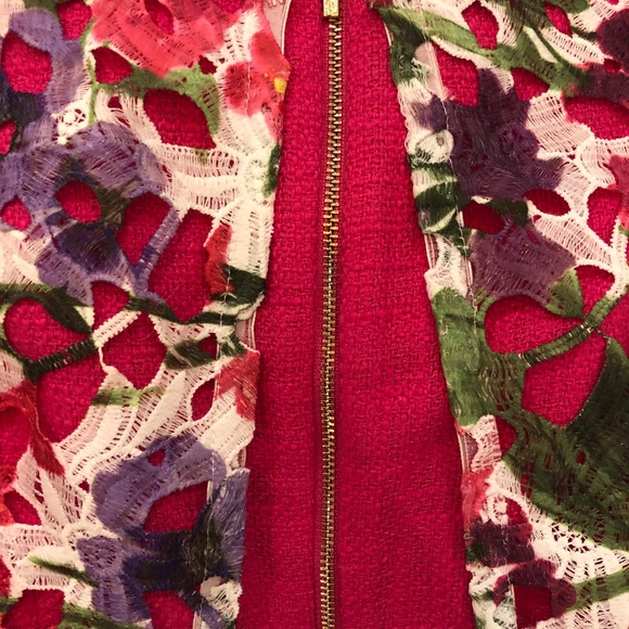 KARL LAGERFELD PARIS pink dress with floral lace detail! Size 6! - Picture 3 of 4